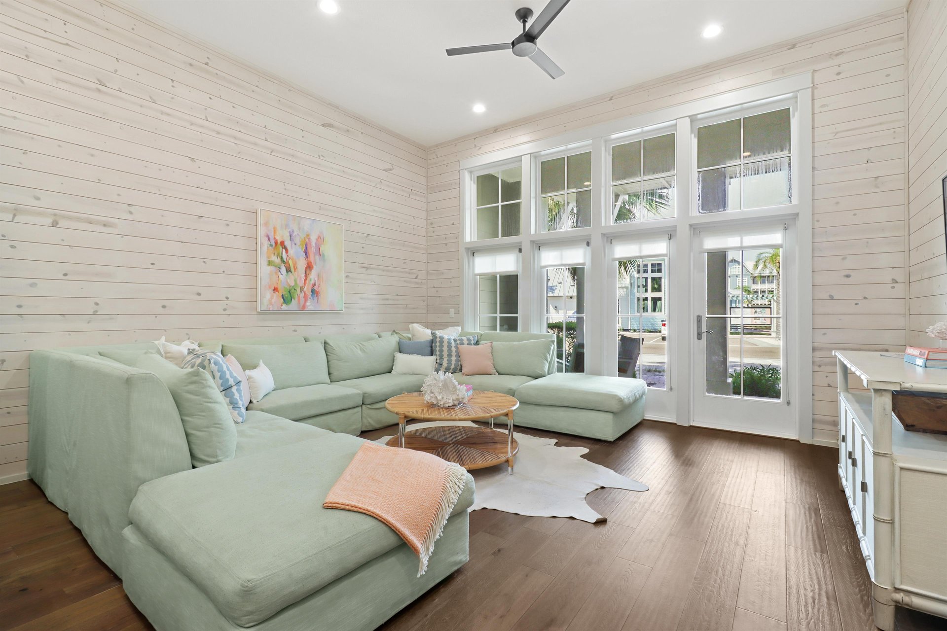 Main Living Room, 1st Floor