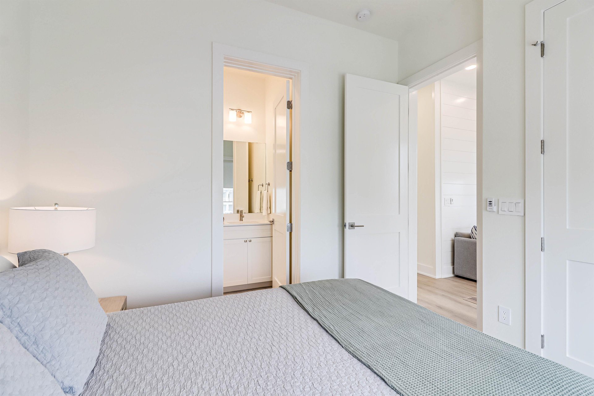 Queen Suite, 2nd Floor