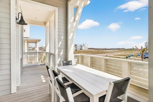 Wrap Balcony, 2nd Floor