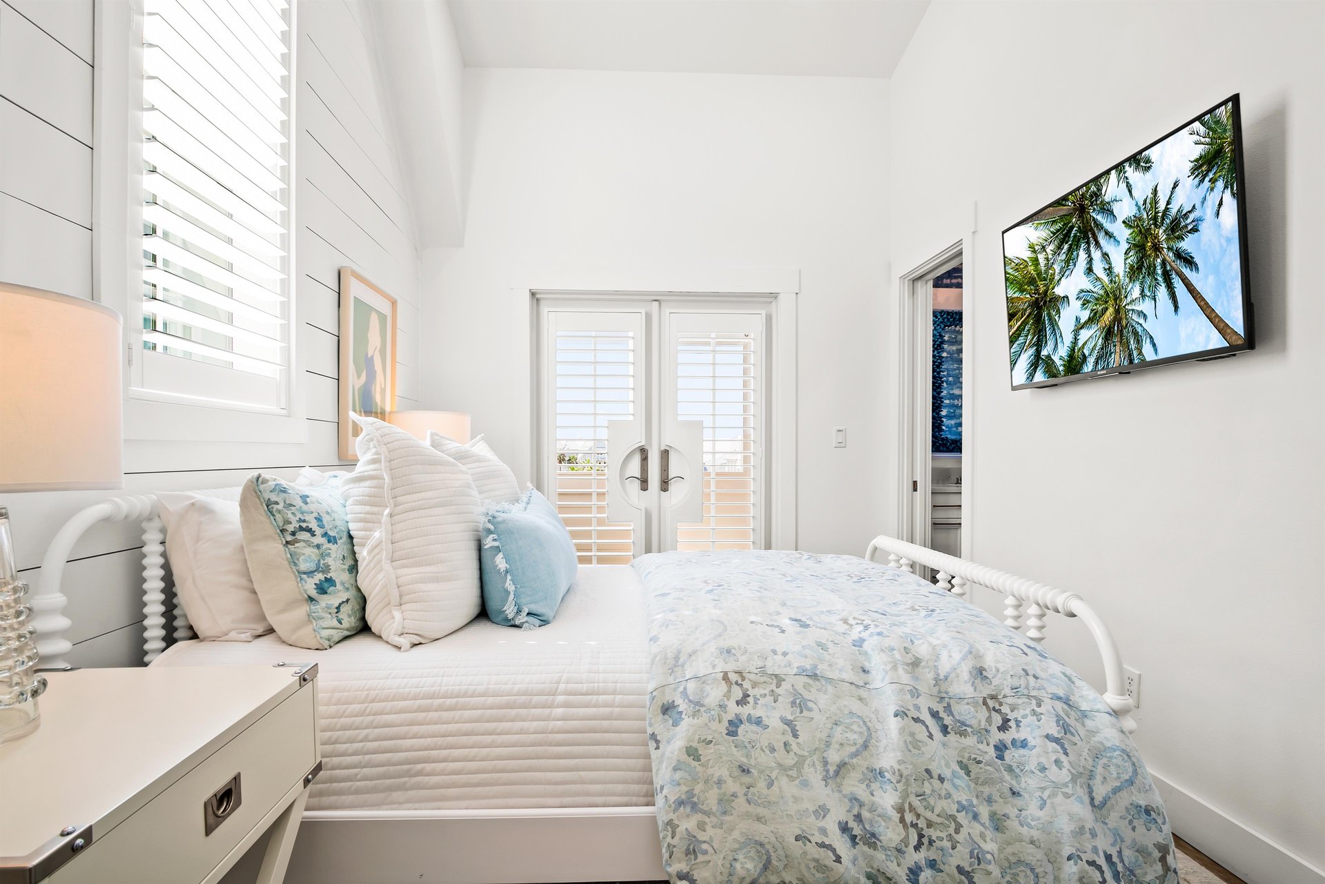 Left Queen Bedroom, 3rd Floor