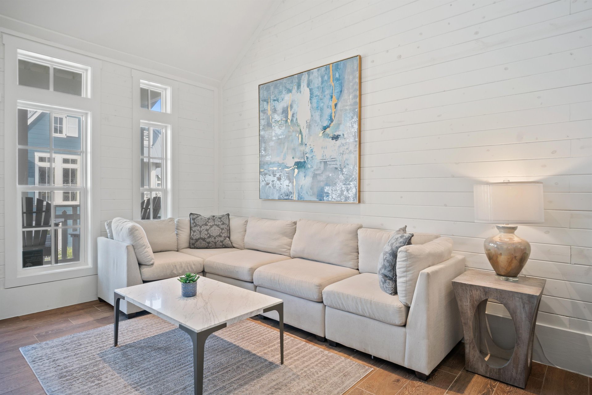3rd Floor, Living Area