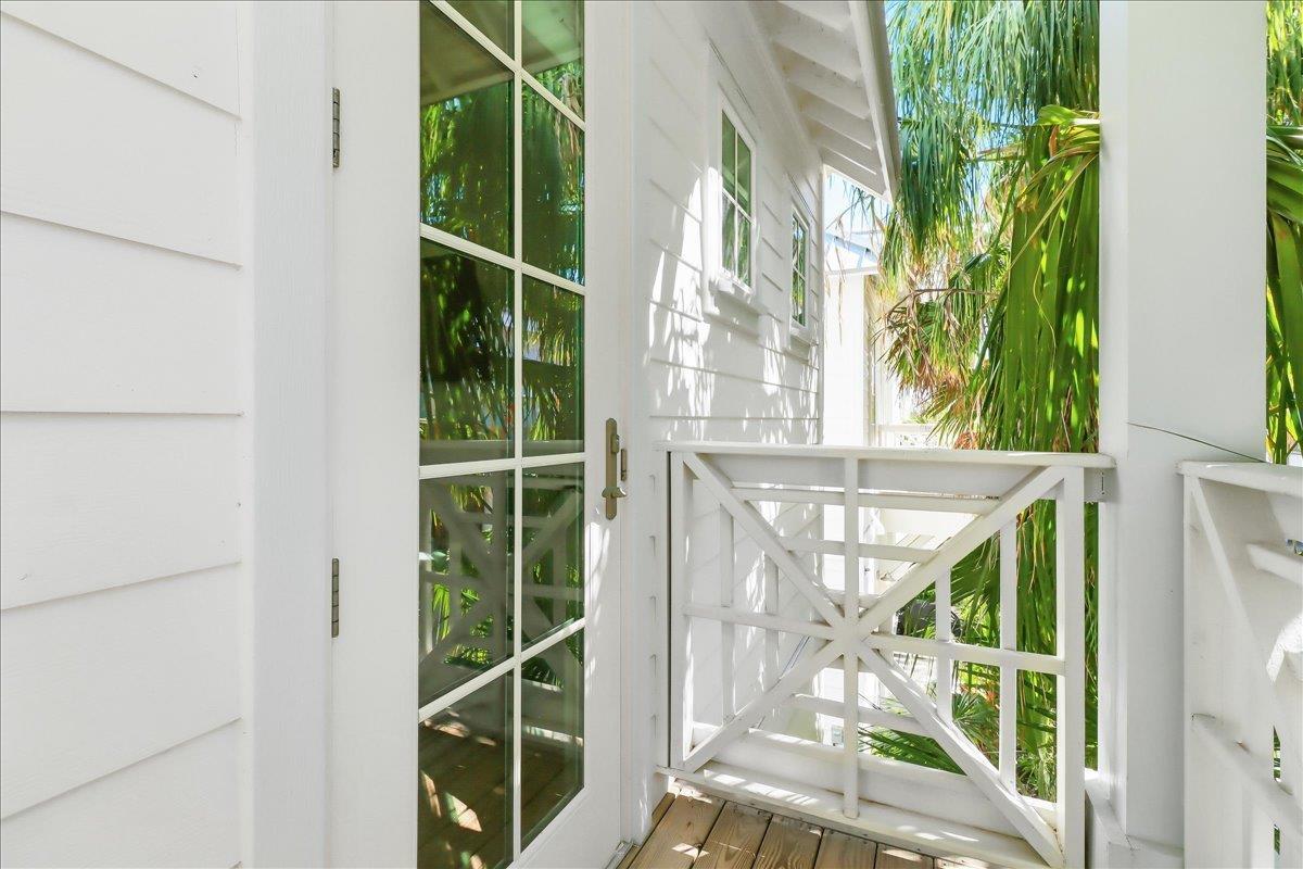 2nd Floor, Shared Balcony