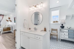 Primary King Bathroom, 3rd Floor