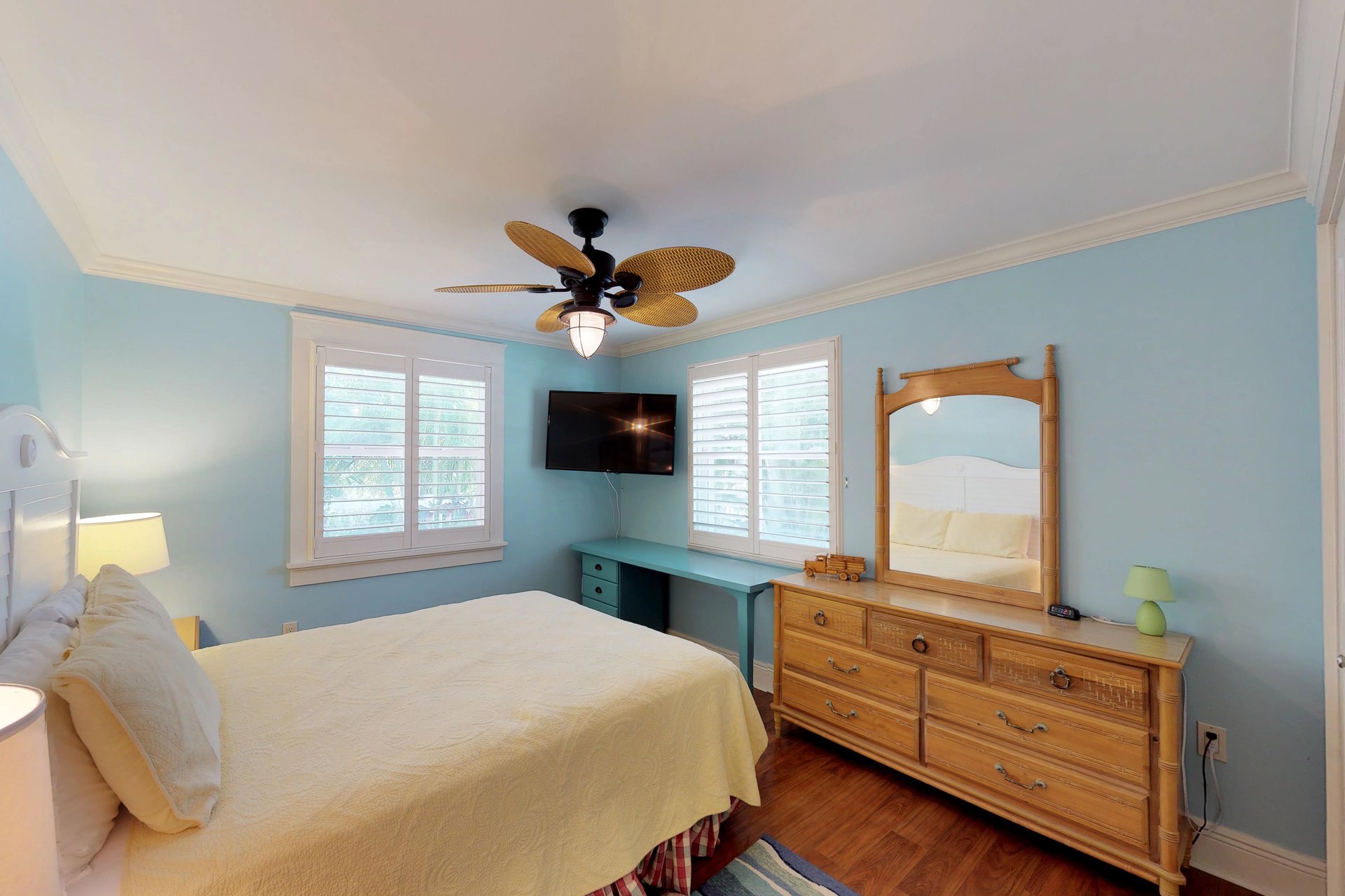 Paradise Pointe 18