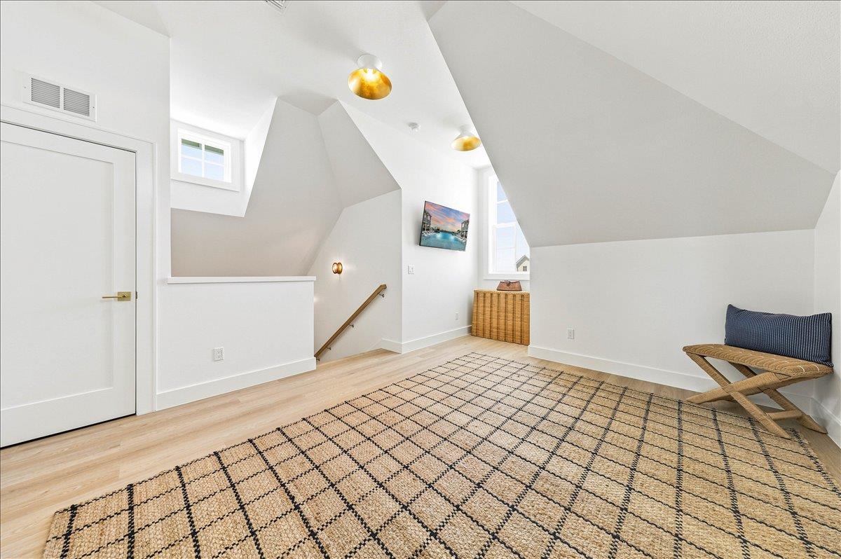 Living Area, 3rd Floor