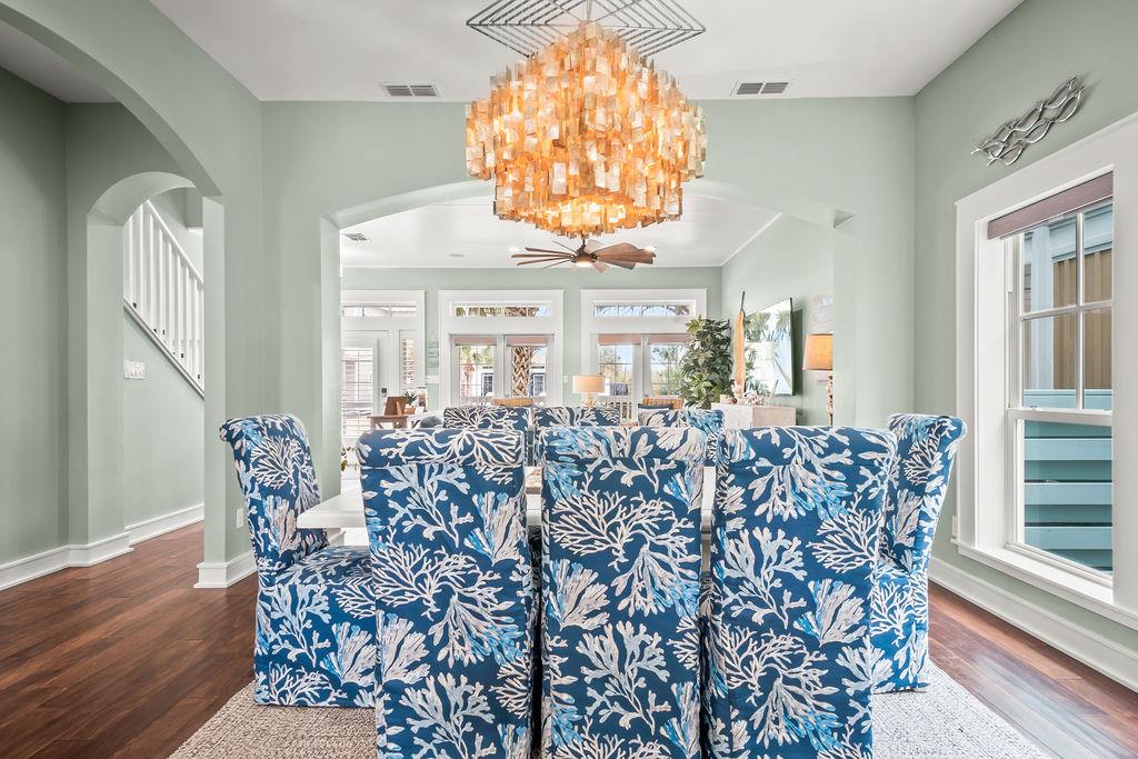 Dining Room, 1st Floor