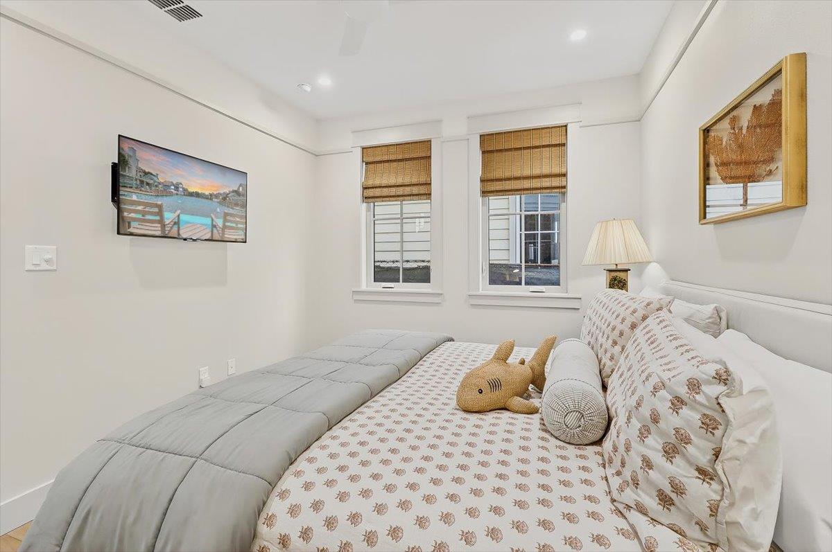 Primary King Bedroom, 1st Floor