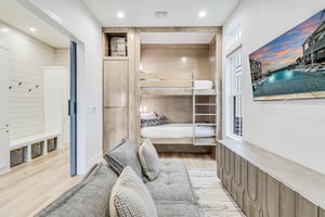 Bunk Room, 1st Floor