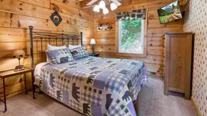 at hooked on bears a 2 bedroom cabin rental located in pigeon forge