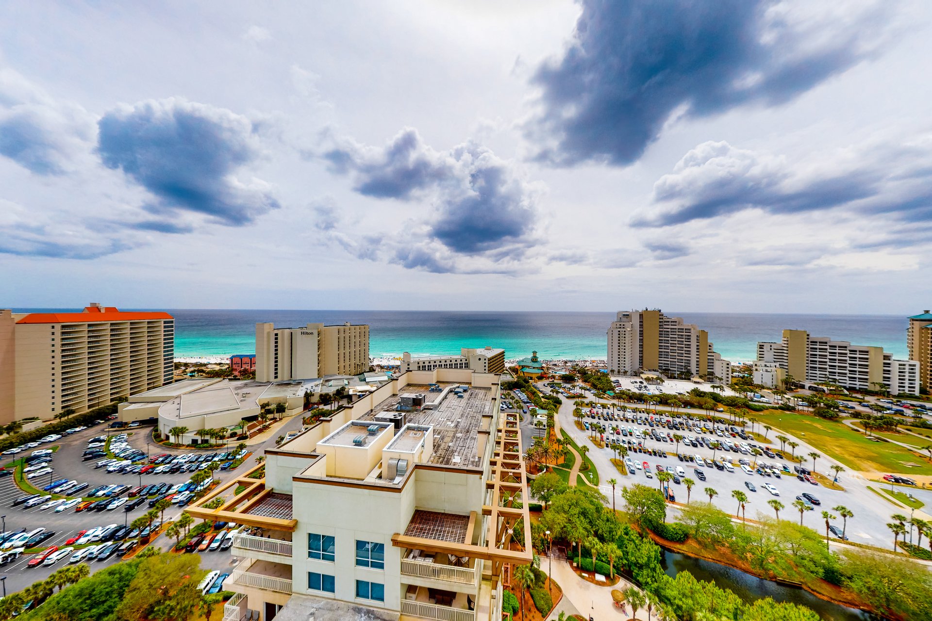 Luau 7901 Penthouse Combo 16