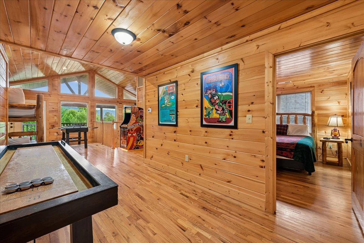 25Rec Room