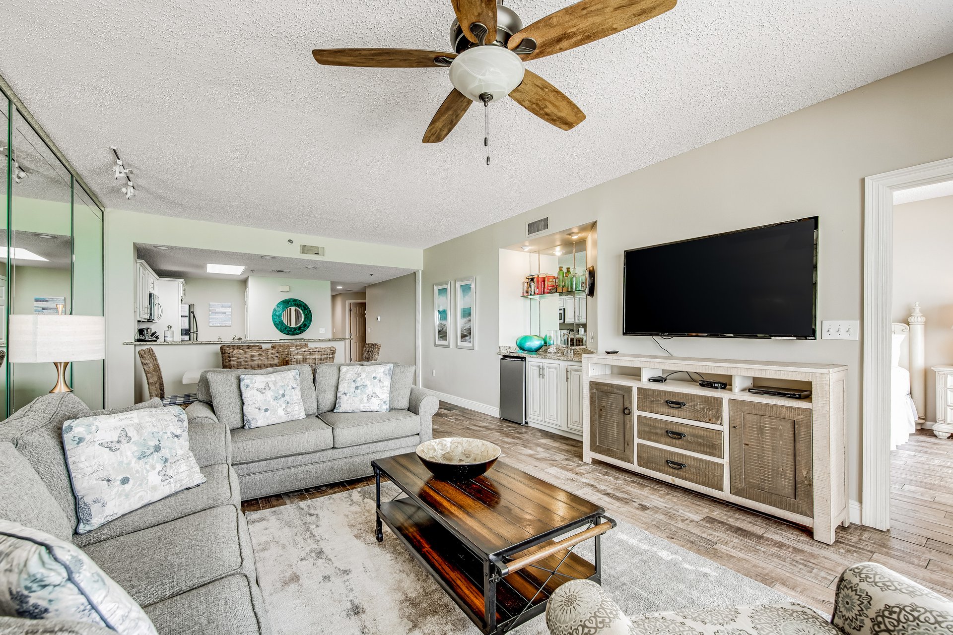 Sterling Sands 606 1