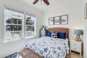 King Bedroom, 1st Floor