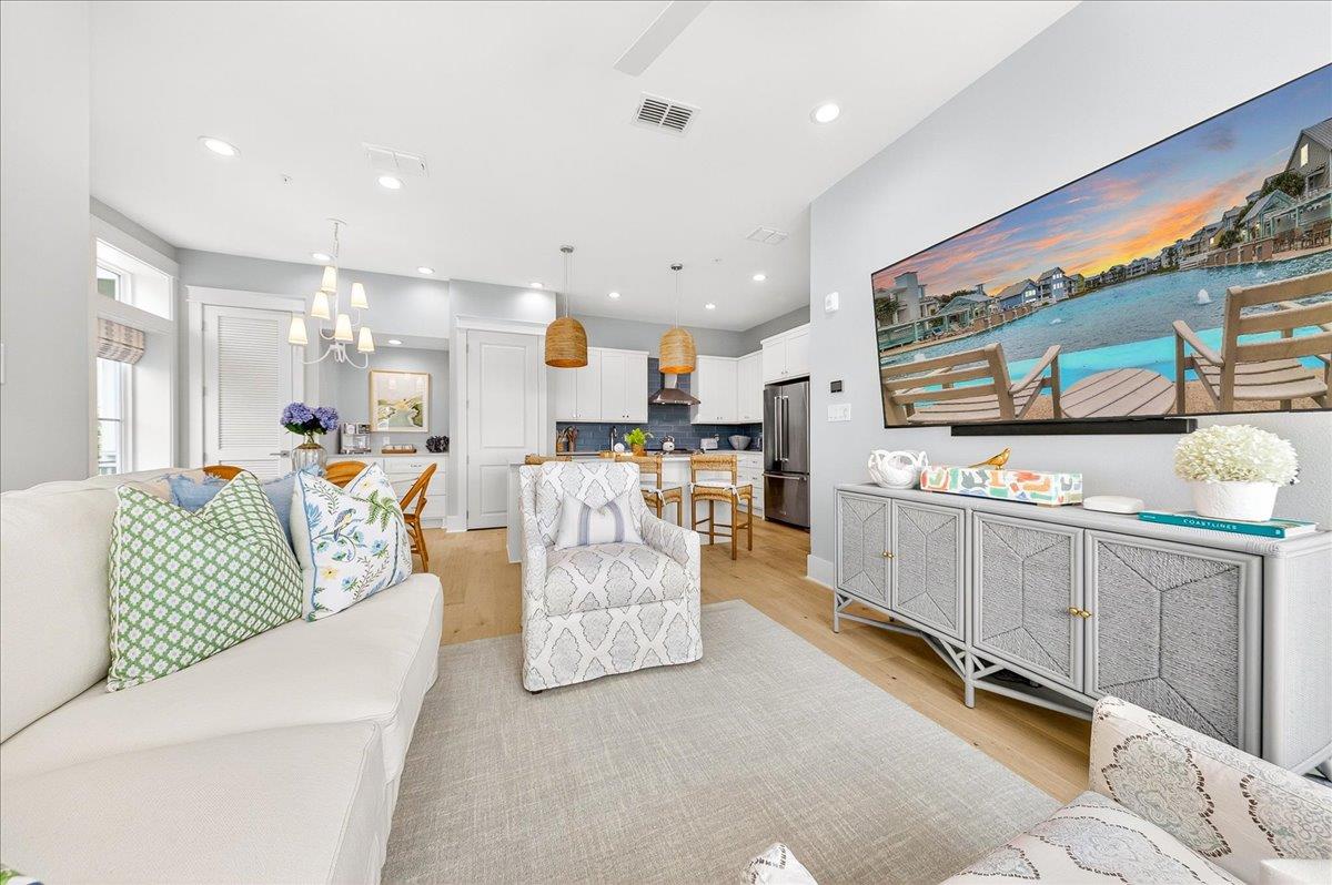 1st Floor, Living Room