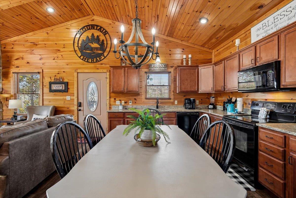 14Kitchen