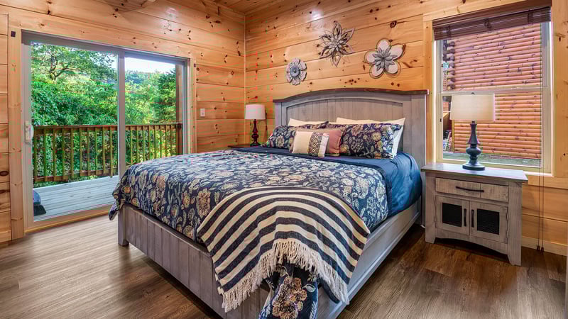 king bed