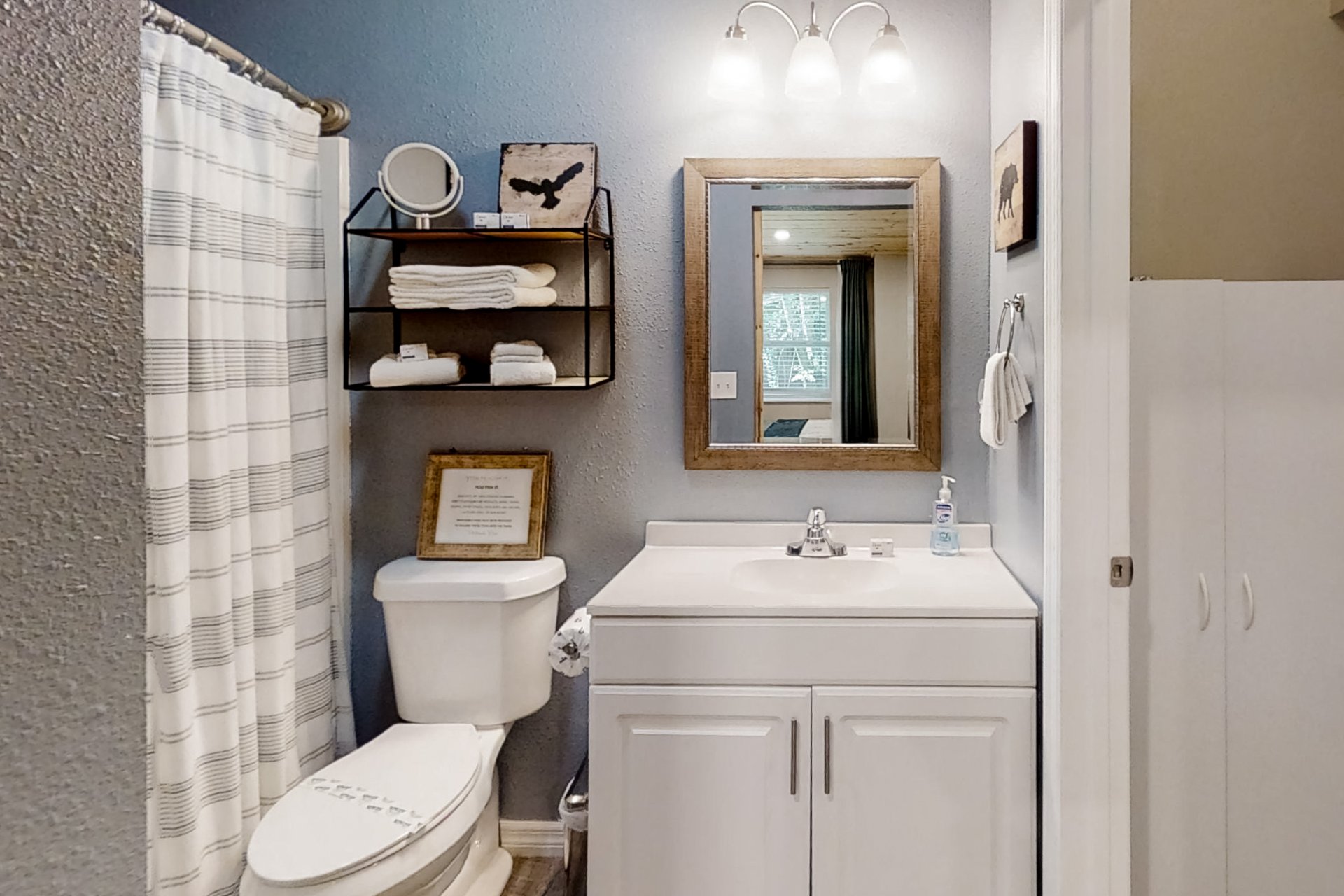 Cape Avenue Escape 20