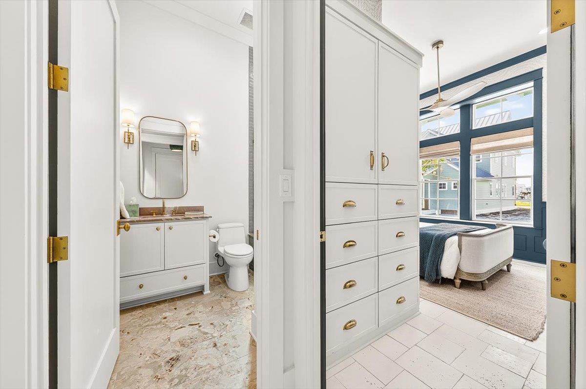 Second Queen Bedroom, 1st Floor