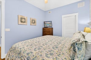 Primary King Bedroom, 1st Floor