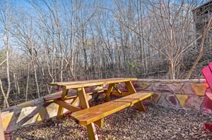 Picnic table