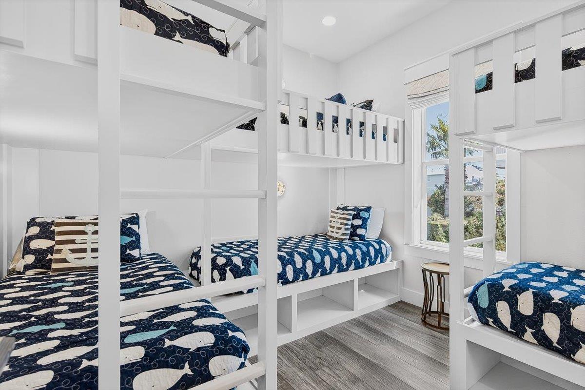 Bunk Room, 1st Floor