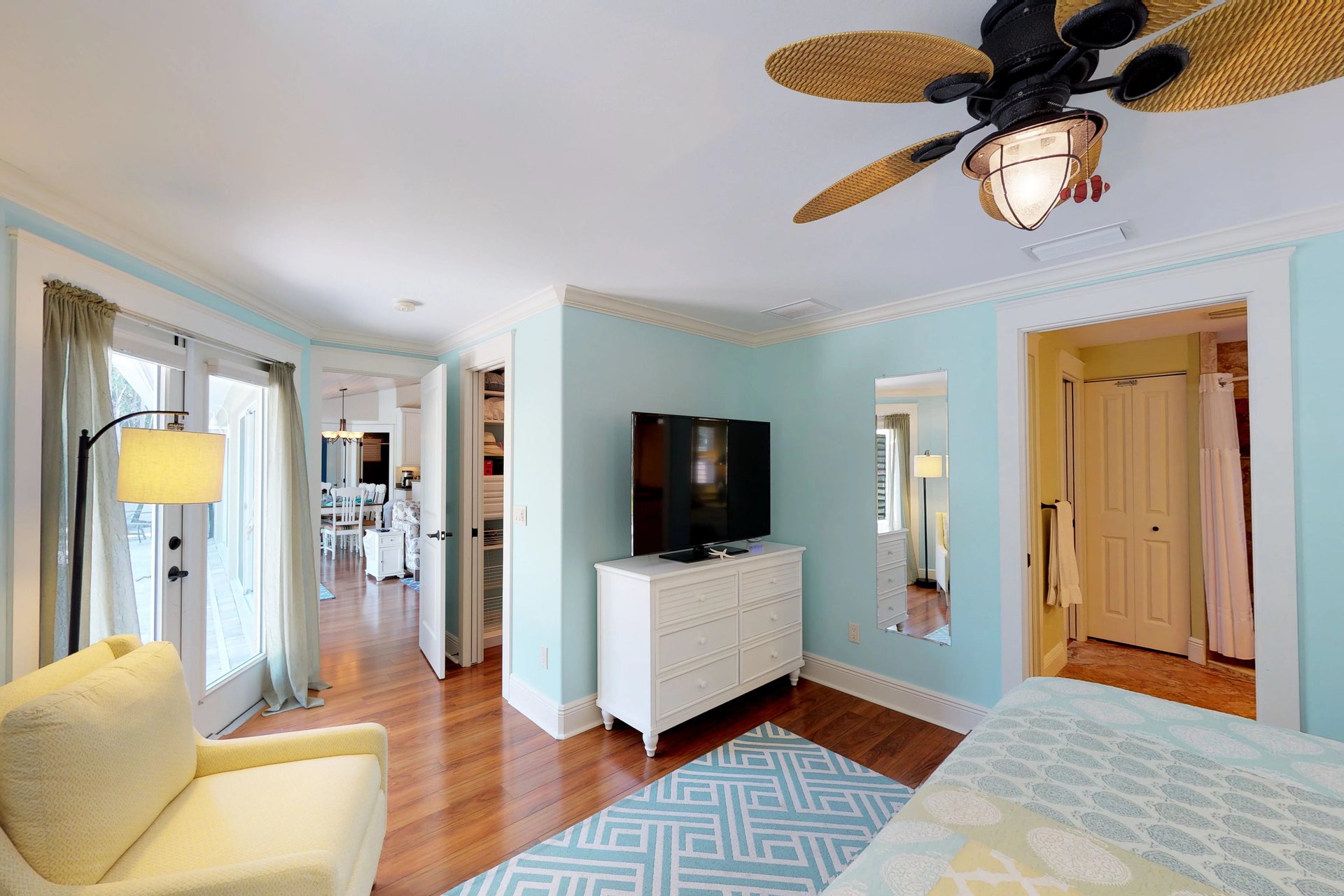 Paradise Pointe 16
