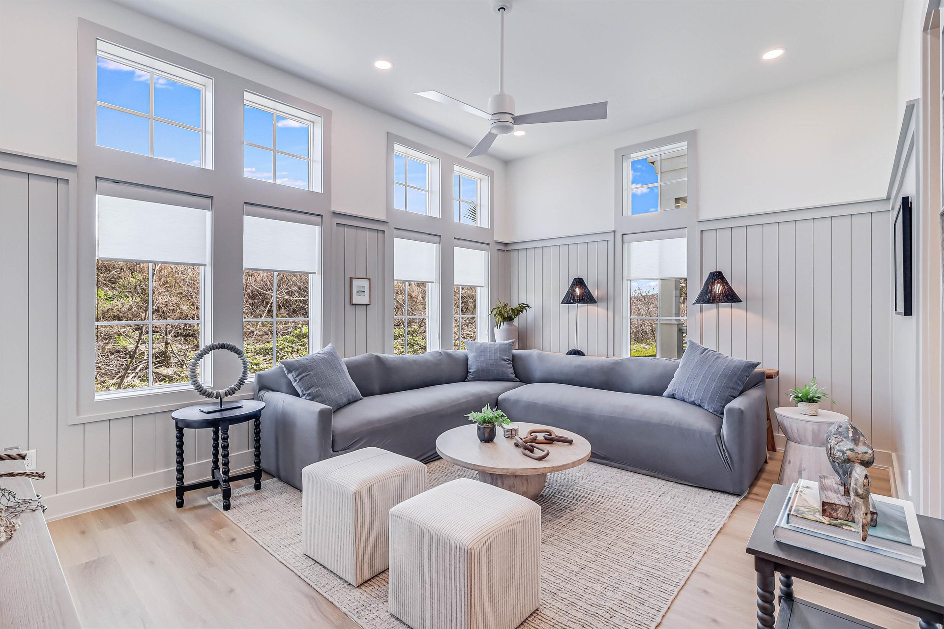 1st Floor, Living Room