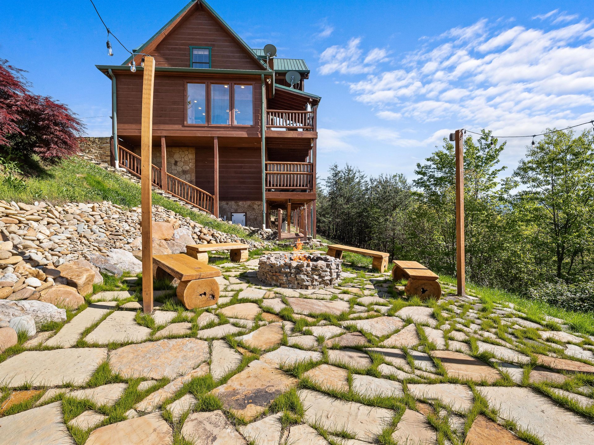 Firepit area with seating