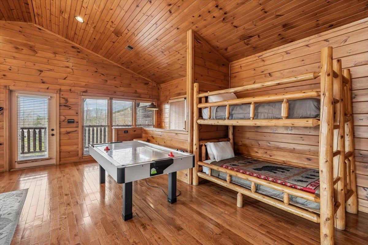 31Bedroom
