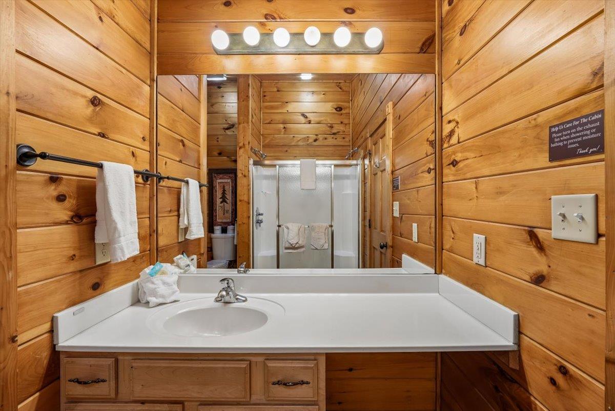 28Primary Bath
