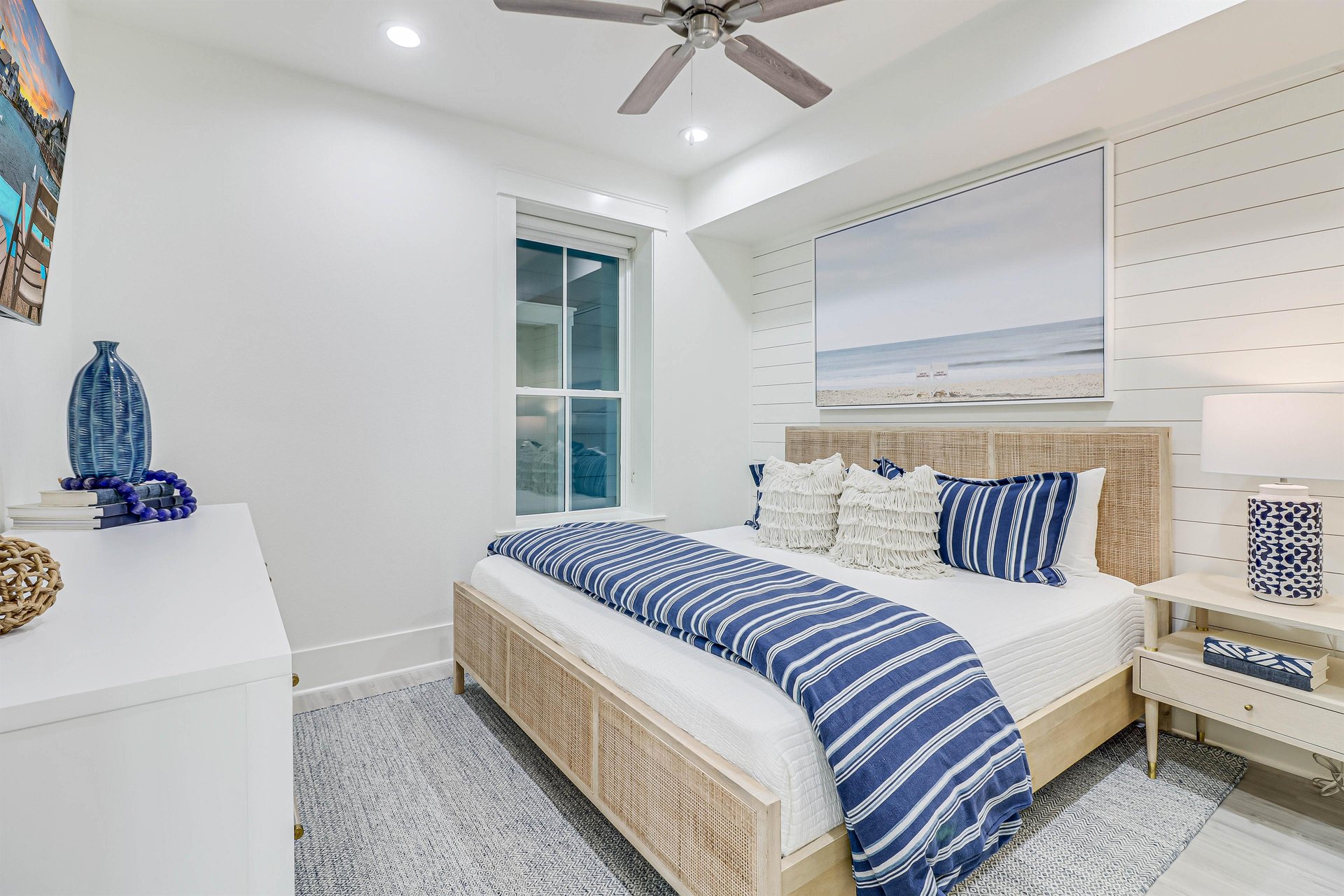 Third King Bedroom, 1st Floor