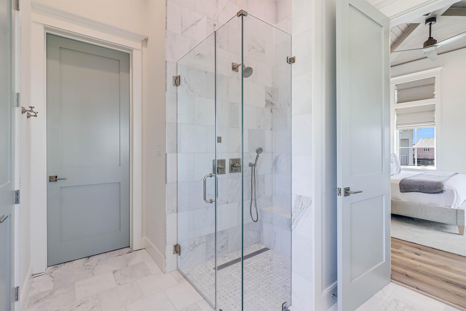 Primary King Bathroom, 2nd Floor