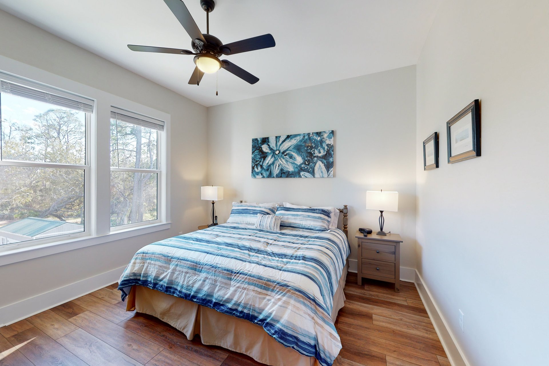 Bay Dream Believer 16