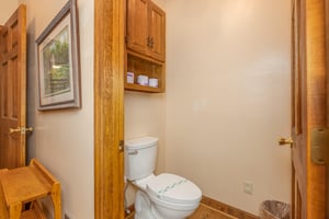 Bathroom at Cubs Crib, a 3 bedroom cabin rental located in Gatlinburg