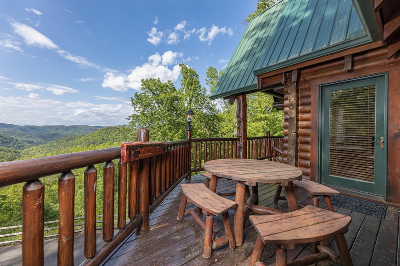 Deck round picnic table