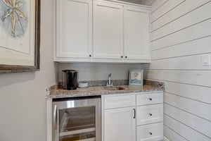 3rd King Suite Wet Bar, 2nd Floor