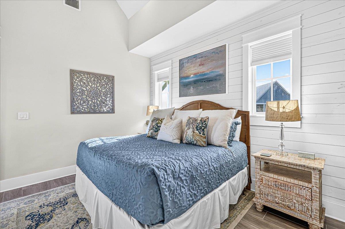 2nd Floor, Primary King Suite