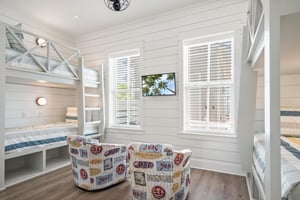 Ensuite Bunk Room, 1st Floor