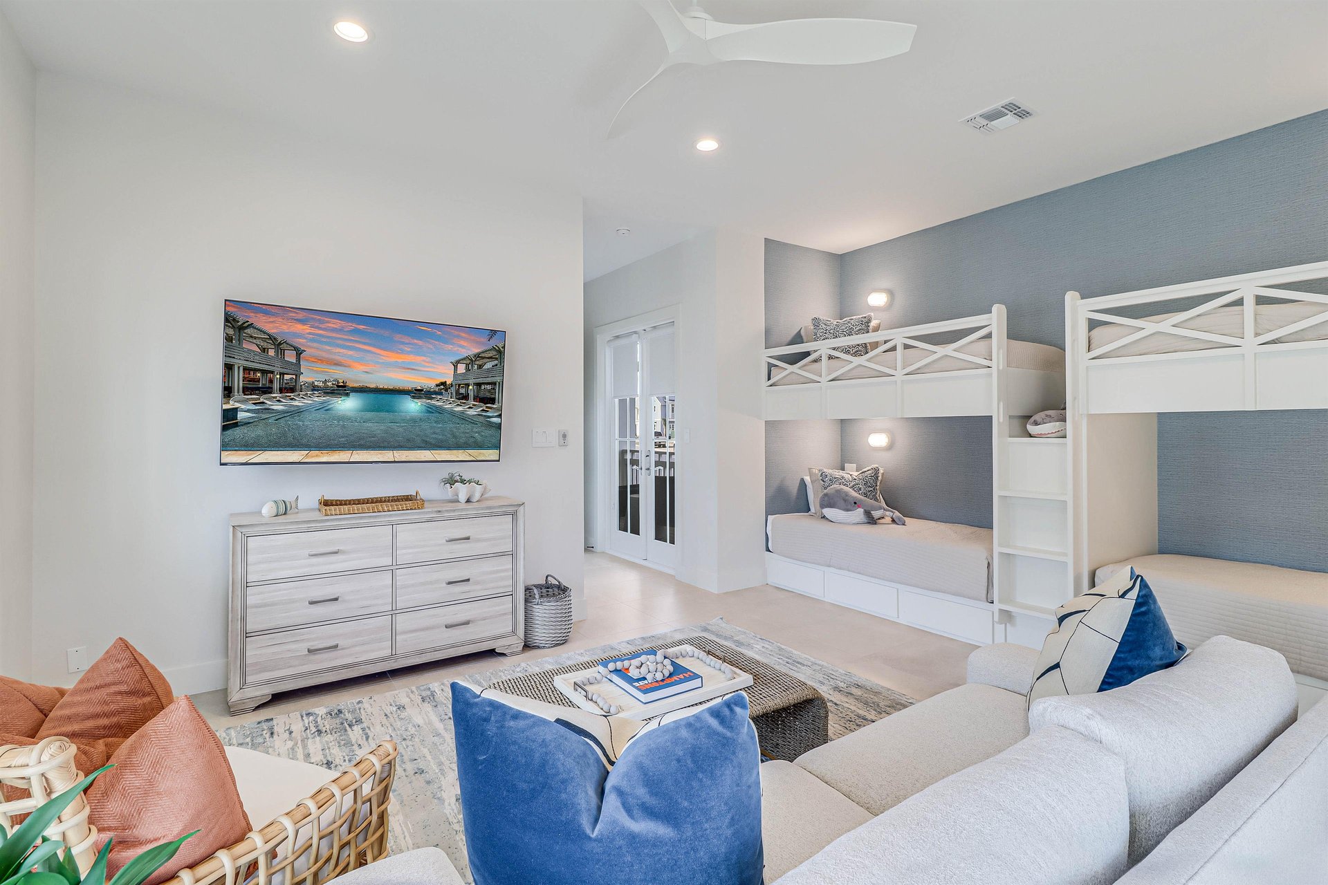 Bunk Suite, 1st Floor