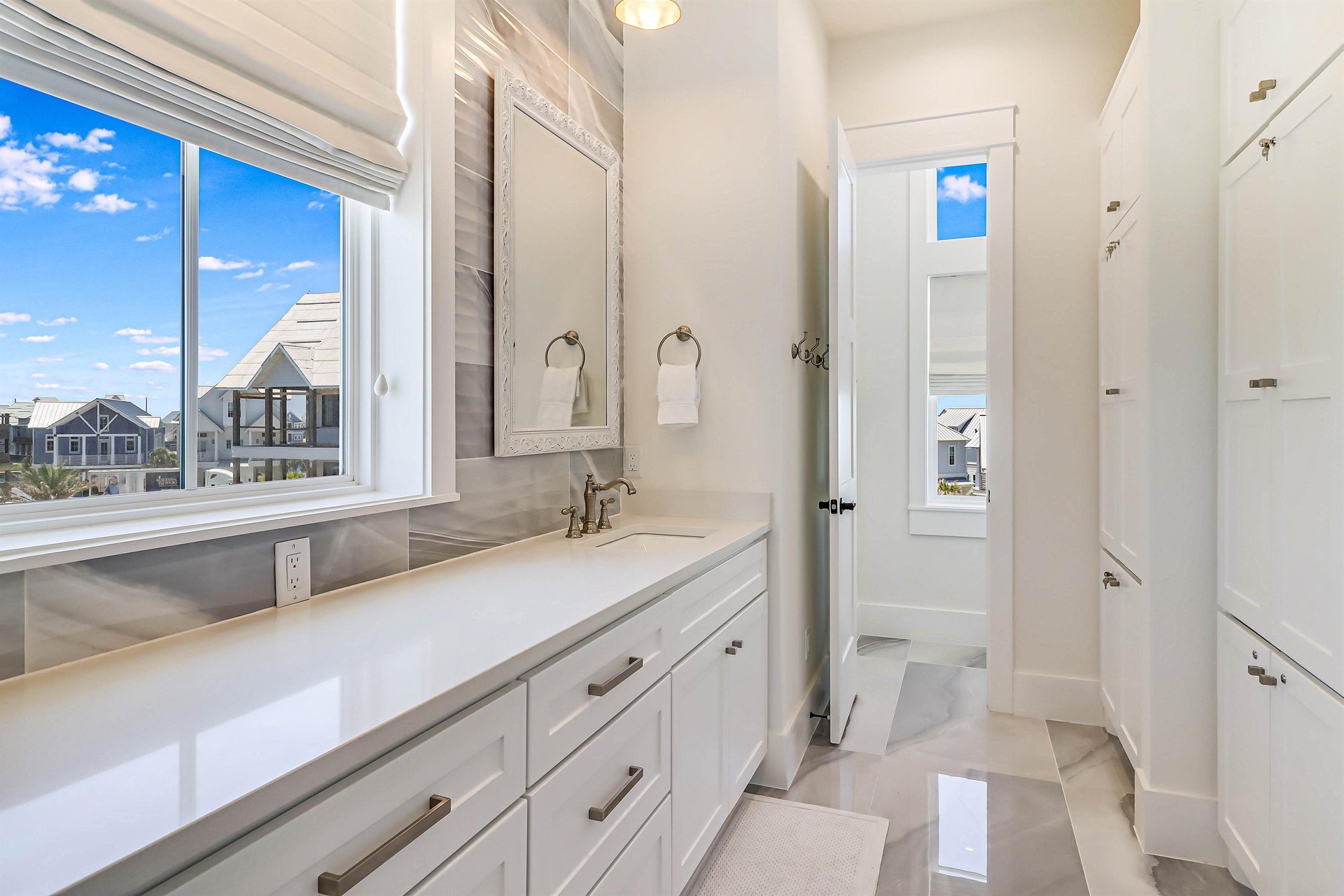 Primary King Ensuite Bathroom, 3rd Floor