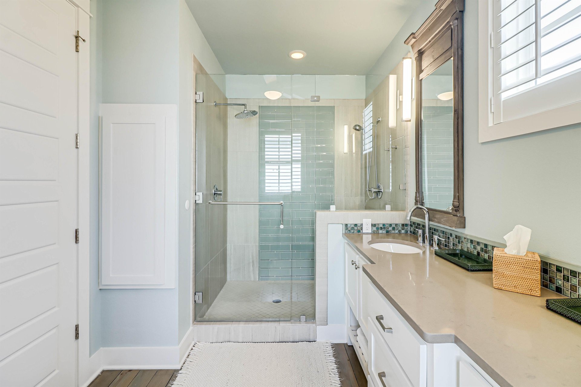 Primary King Bathroom, 2nd Floor