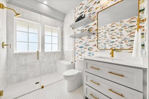 2nd Bathroom, 4th Floor