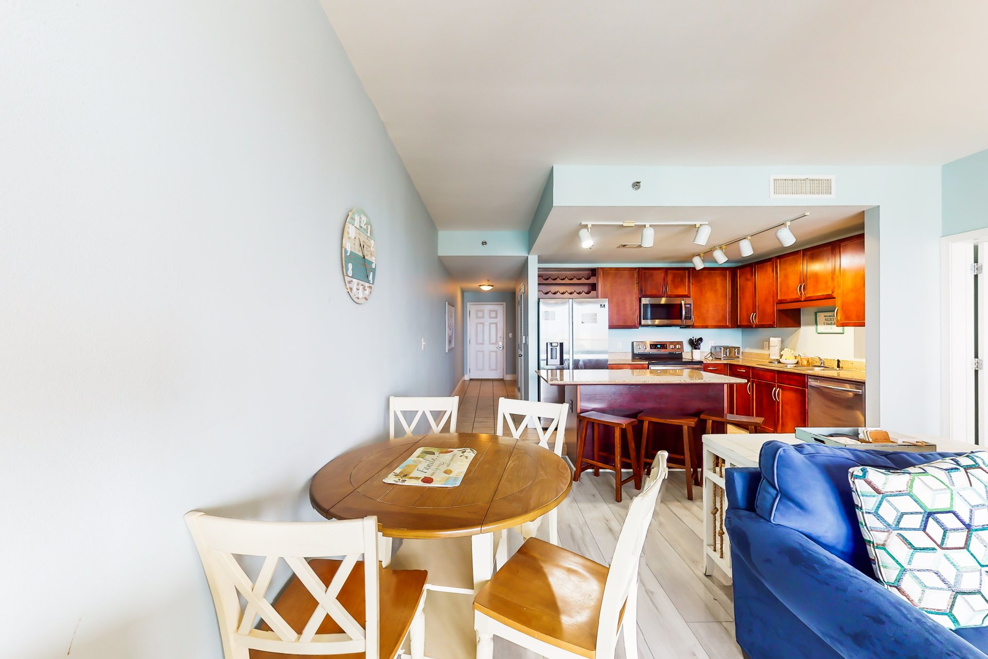 Laketown Wharf 1125 7