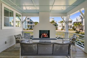 Back deckoutdoor fire place