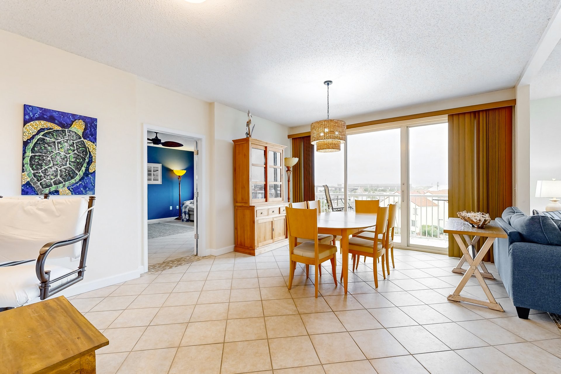 Palm Court Yacht Club 412 7