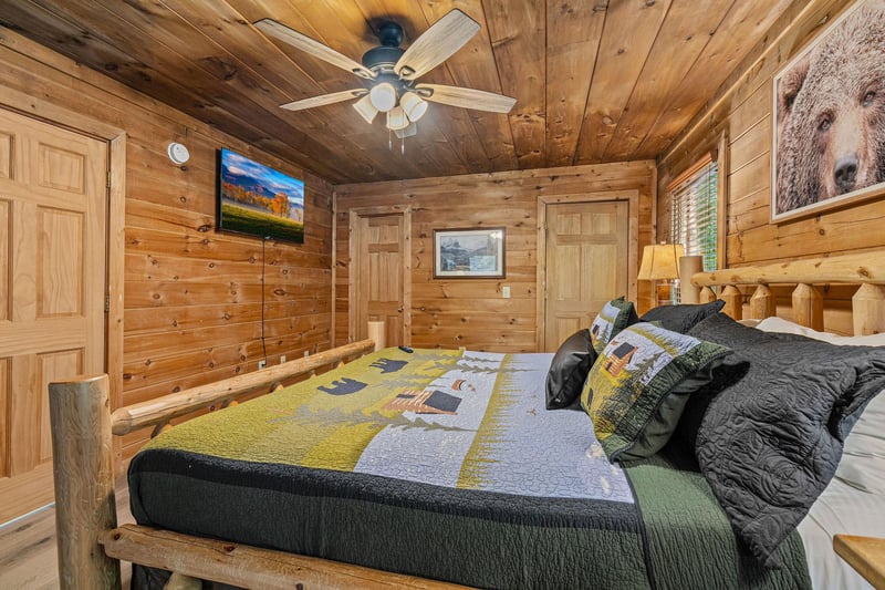 King Bedroom TV