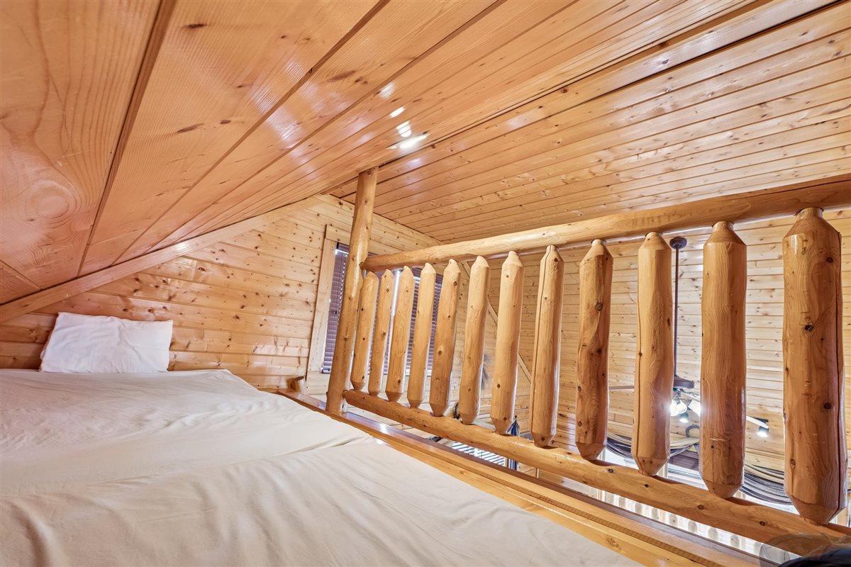 50Bedroom