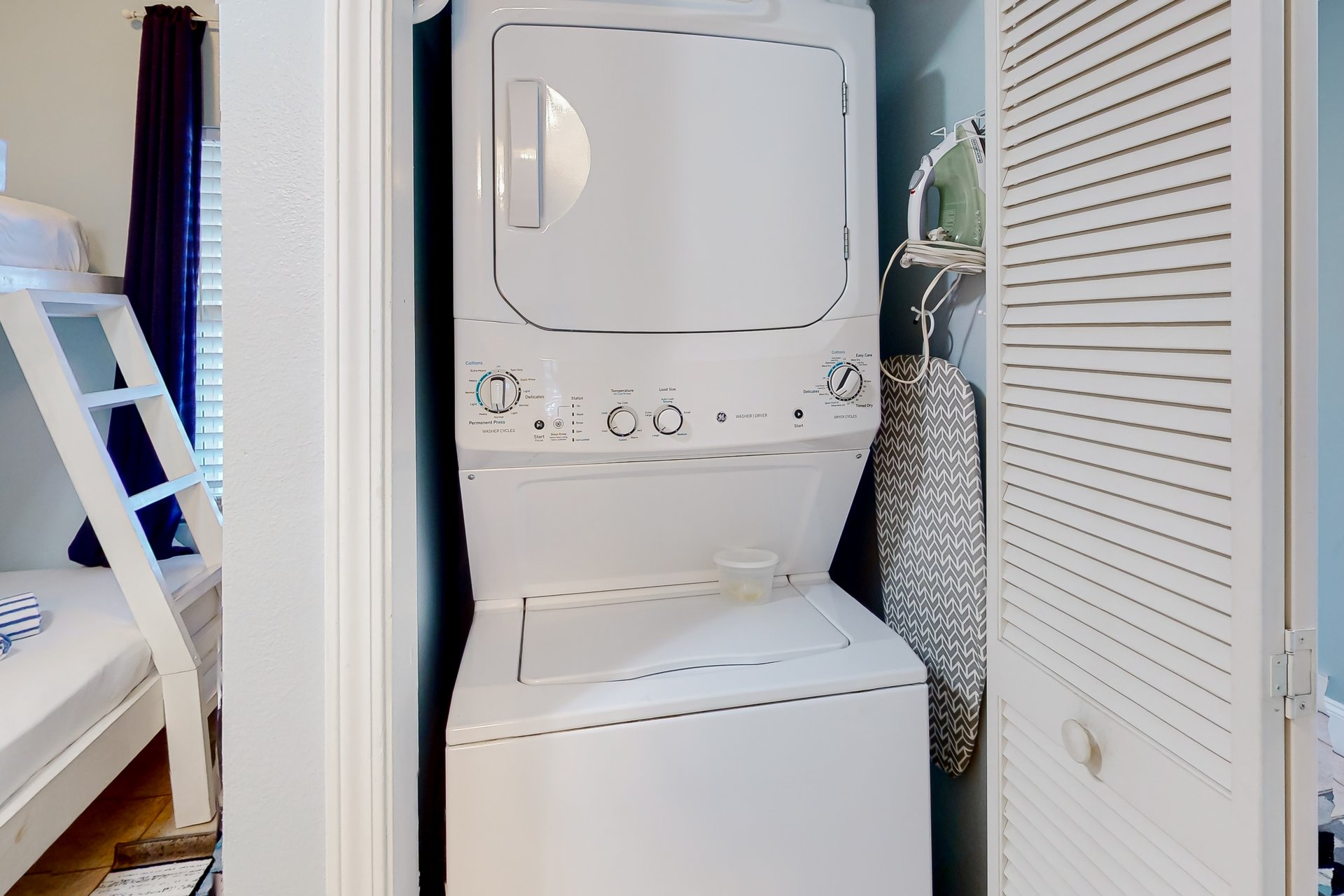 Laketown Wharf 1306 22