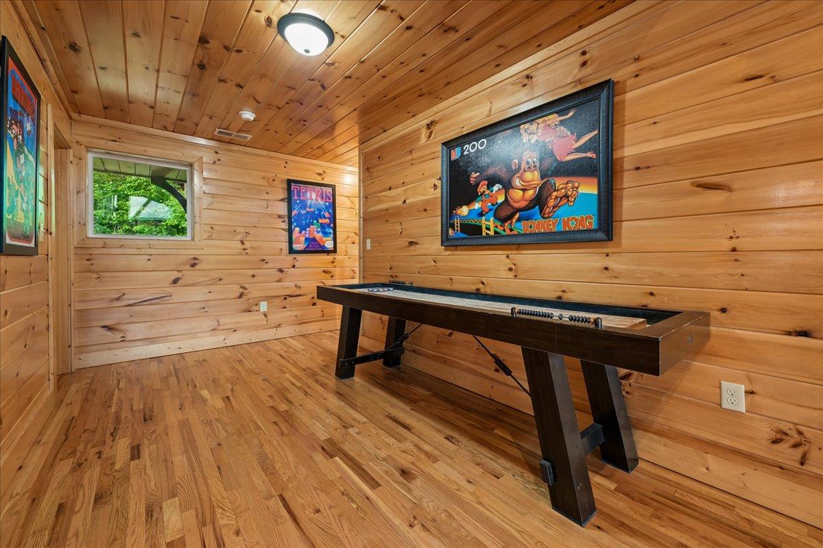 34Rec Room