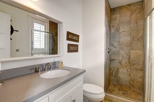 Bunk Bathroom, 3rd Floor